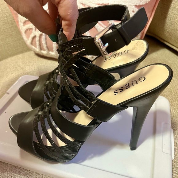 Guess high heels 8 1/2 black - Picture 2 of 4